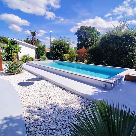 Gite Avec Piscine Et Espace Bien-Etre Partages Entre Bordeaux Et Lacanau Ocean (Adults Only) Brach ภายนอก รูปภาพ